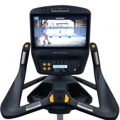 MATRIX T7XI Connected Upright Bike 